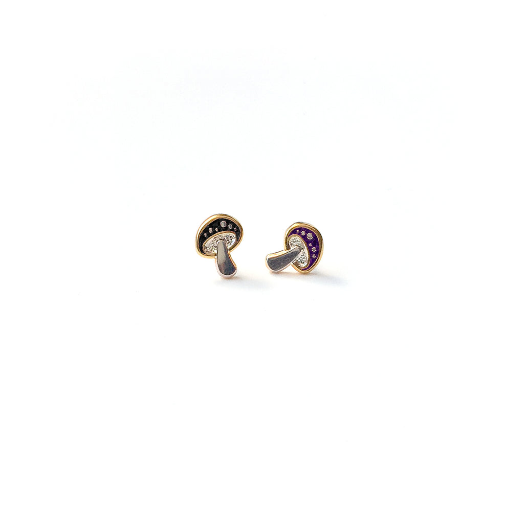 Amanita enamel mushroom mixed color earring studs in black and violet.